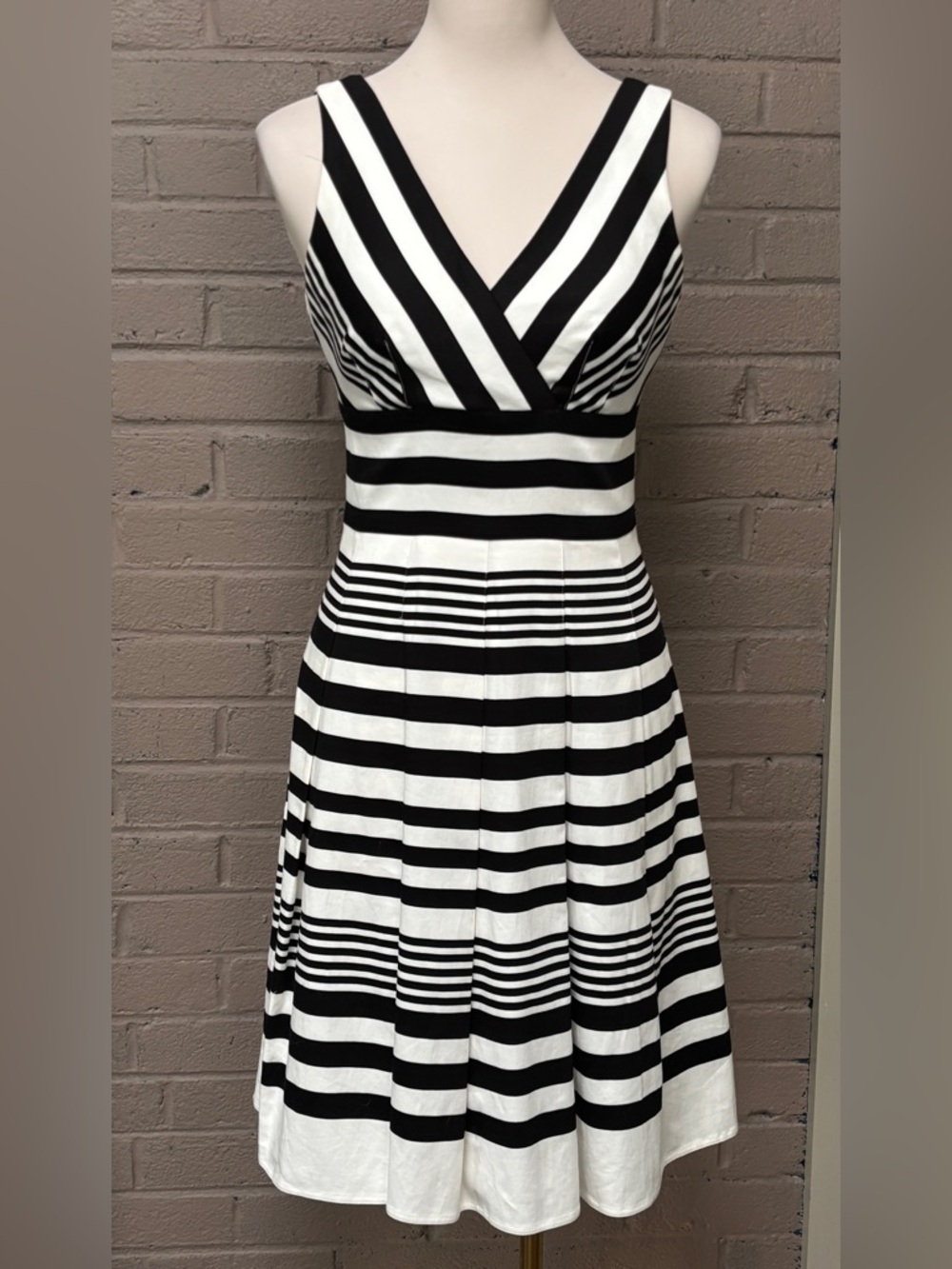 WHBM black & White Stripe dress 2